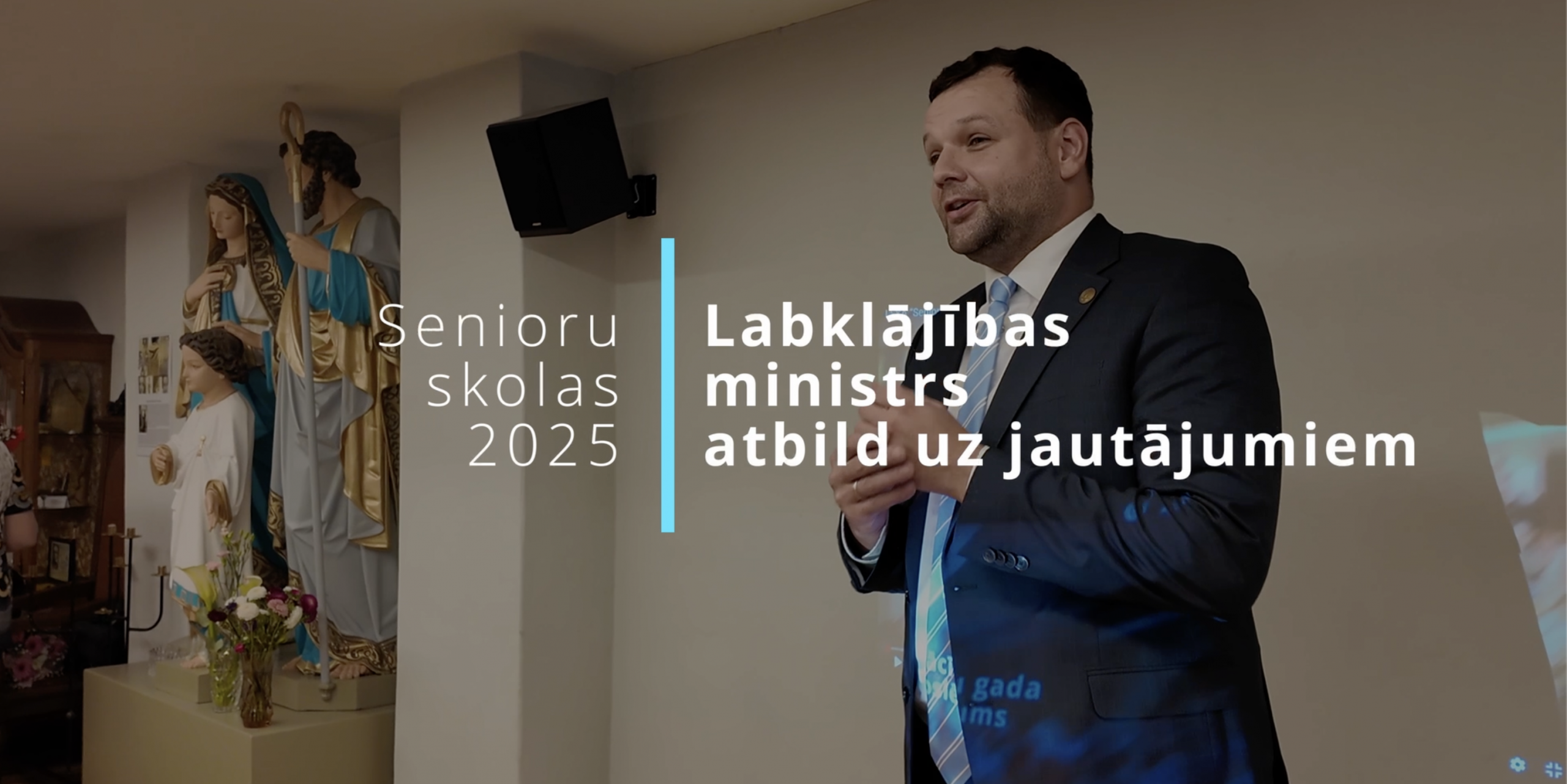 Ministrs atbild uz jautājumiem