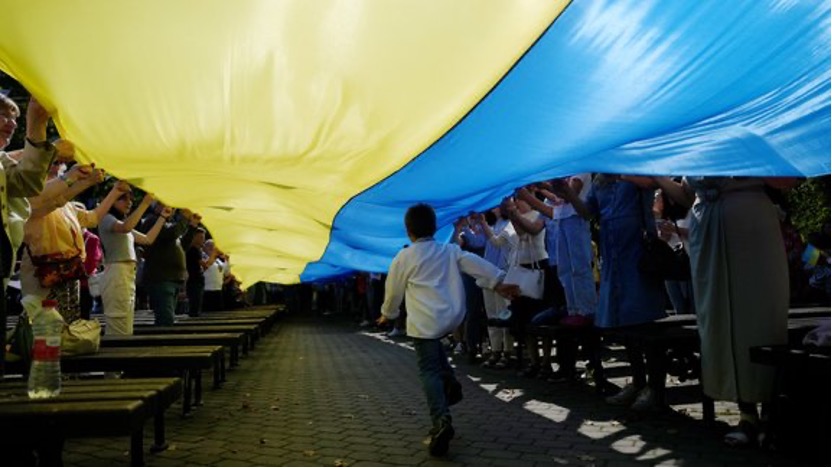 Labdarības biedrība “Tavi draugi” kopā ar Ukrainas vēstniecību Latvijā  pirmdien, 24. augustā, Ukrainas Neatkarības dienā Rīgā aicina uz ikgadējo atbalsta gājienu “Saulespuķu ceļš”
