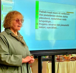 Mācīties, lai nenovecotu. Siguldas senioru skolas pieredze